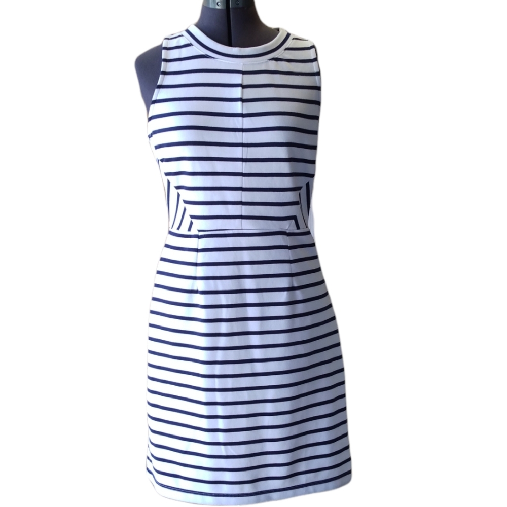 Old Navy cowl neck, sleeveless white and black striped dress Size Sm